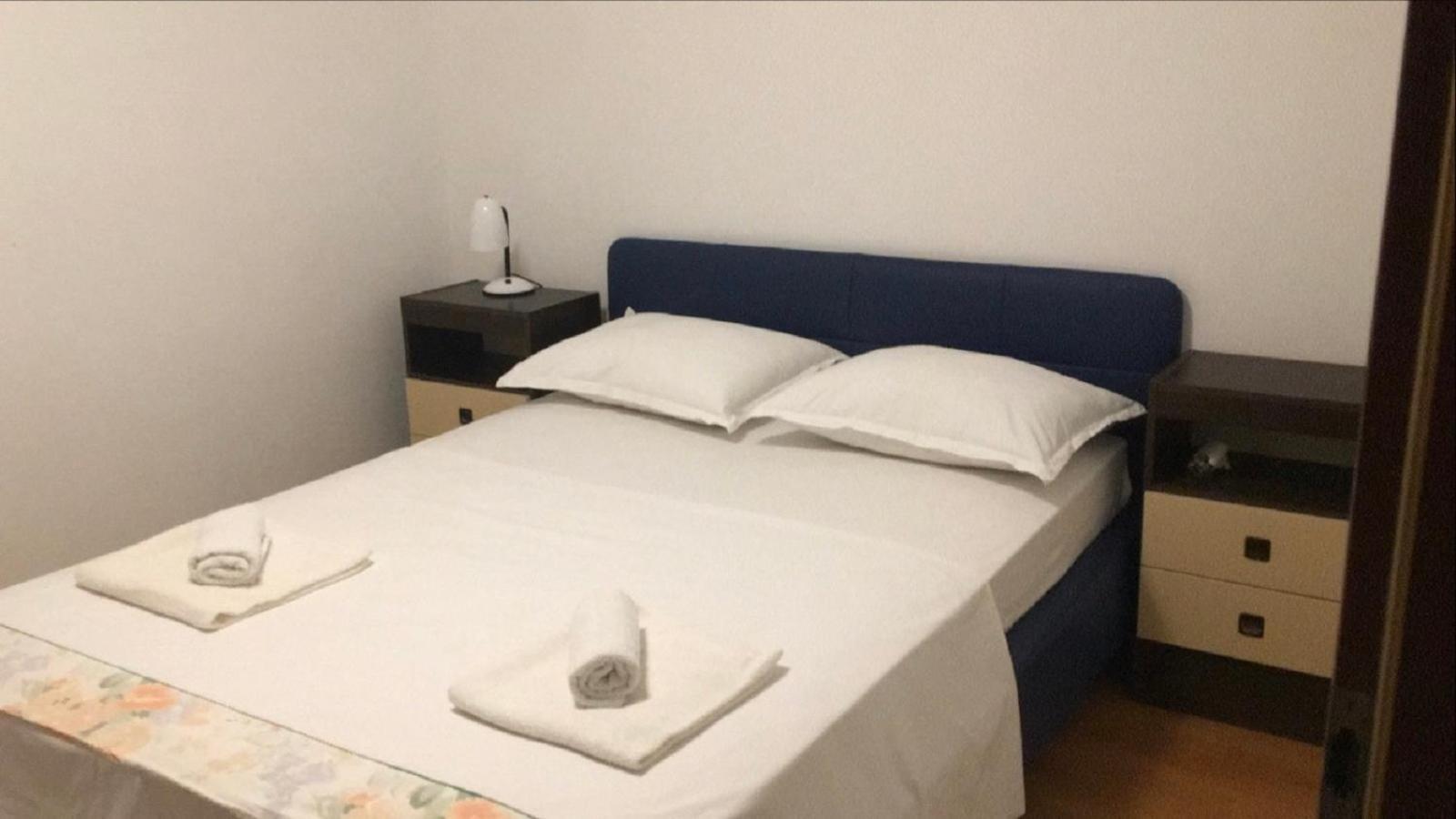 Apartment Jakov With Boat Mooring 扎博里克 外观 照片