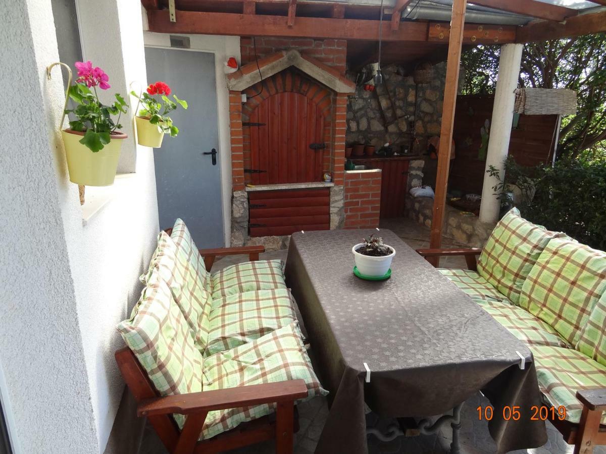 Apartment Jakov With Boat Mooring 扎博里克 外观 照片