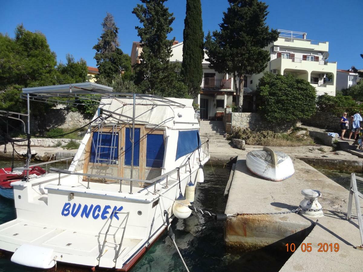 Apartment Jakov With Boat Mooring 扎博里克 外观 照片