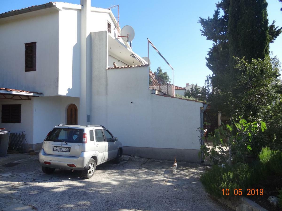 Apartment Jakov With Boat Mooring 扎博里克 外观 照片